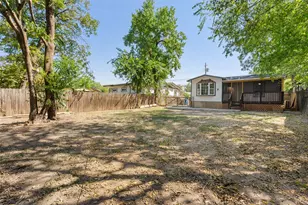 1176 Graham St, Austin, TX 78702 - Photo 15