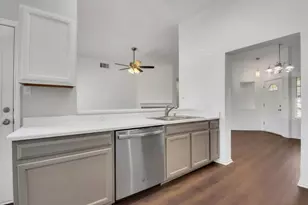 1101 Disraeli Cir, Pflugerville, TX 78660 - Photo 9