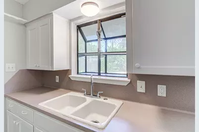 1102 Alden Drive, Austin, TX 78758 - Photo 9