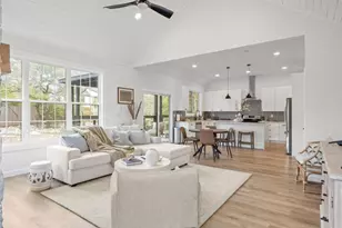 22 Creekside Dr, Wimberley, TX 78676 - Photo 5