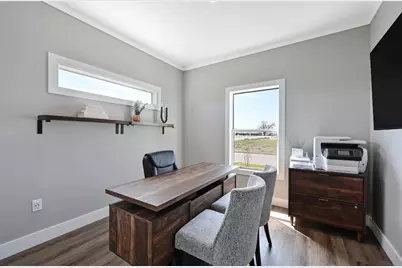 2015 Applewood Drive, Lockhart, TX 78644 - Photo 21