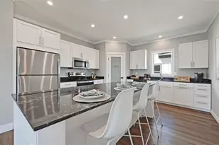 2015 Applewood Dr, Lockhart, TX 78644 - Photo 11