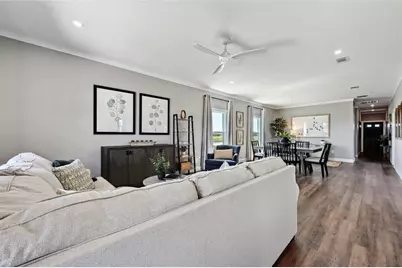 2015 Applewood Drive, Lockhart, TX 78644 - Photo 9