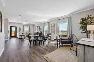 2015 Applewood Dr, Lockhart, TX 78644 - Photo 5