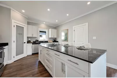 2015 Applewood Drive, Lockhart, TX 78644 - Photo 13