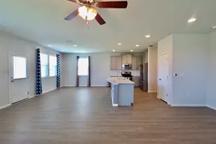 10400 Alemoor Dr, Austin, TX 78747 - Photo 5