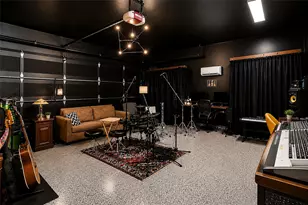 2009 Arthur Ln, Austin, TX 78704 - Photo 21