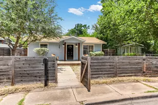 2408 E 9th St, Austin, TX 78702 - Photo 1