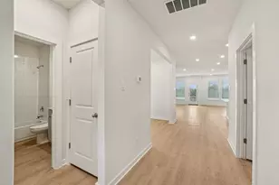 506 Salamander St, San Marcos, TX 78666 - Photo 3