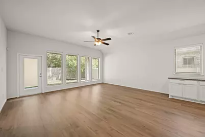 1113 Round Mountain Pass, Georgetown, TX 78628 - Photo 11