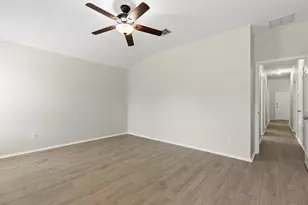 335 Altamont St, Hutto, TX 78634 - Photo 15