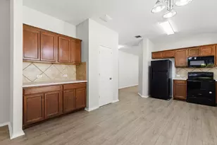 335 Altamont St, Hutto, TX 78634 - Photo 3