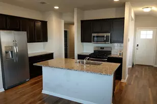 109 Schuster Ct, Georgetown, TX 78626 - Photo 3