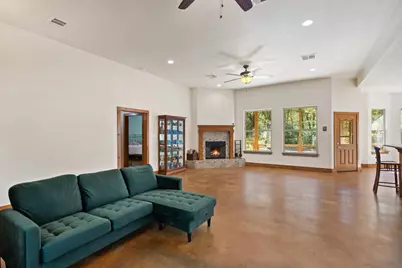 267 Corral Road, Smithville, TX 78957 - Photo 9