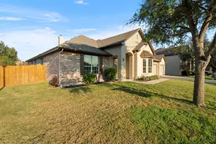 19913 Dornick Hills Ln, Pflugerville, TX 78660 - Photo 35