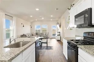 249 Calgary Ln, San Marcos, TX 78666 - Photo 13