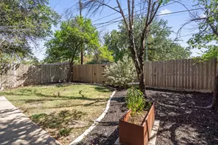 6501 Columbia Oaks Ct, Austin, TX 78759 - Photo 19