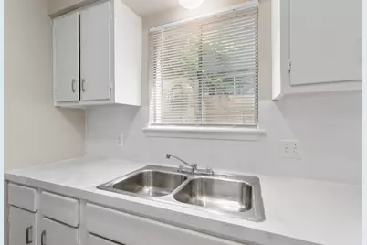 10503 Little Pebble Drive #B, Austin, TX 78758 - Photo 9