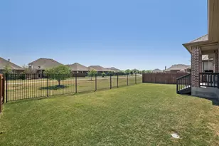 204 Miracle Rose Way, Liberty Hill, TX 78642 - Photo 31