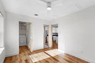 807 Keasbey St, Austin, TX 78751 - Photo 13