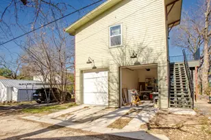 807 Keasbey St, Austin, TX 78751 - Photo 3