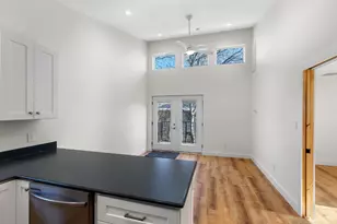 807 Keasbey St, Austin, TX 78751 - Photo 7