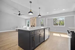 12309 Scribe Dr, Austin, TX 78759 - Photo 15