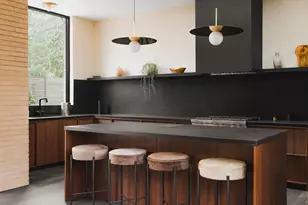 2407 W 10th St, Austin, TX 78703 - Photo 9