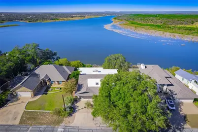 427 Coventry Road, Spicewood, TX 78669 - Photo 3