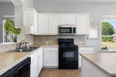 10336 Channel Island Drive, Austin, TX 78747 - Photo 11