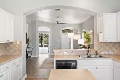 10336 Channel Island Drive, Austin, TX 78747 - Photo 9
