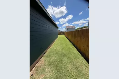 109 High Hill Cove, Georgetown, TX 78626 - Photo 17