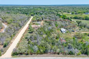 119 Milam Ln, Bastrop, TX 78602 - Photo 7