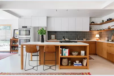 1809 Sylvan Drive, Austin, TX 78741 - Photo 5