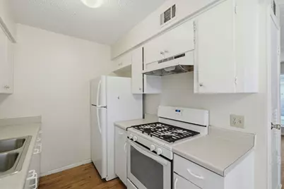 2319 Greenfield Parkway #103, Austin, TX 78741 - Photo 11