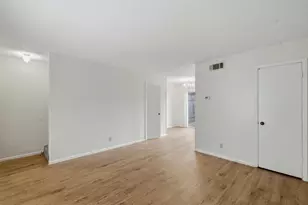2319 Greenfield Pkwy, Austin, TX 78741 - Photo 7