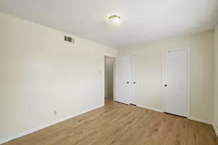 2319 Greenfield Pkwy, Austin, TX 78741 - Photo 13