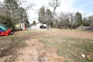 250 La Selva Dr, Elgin, TX 78621 - Photo 29