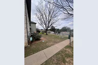 1201 Grove Boulevard #1901, Austin, TX 78741 - Photo 19
