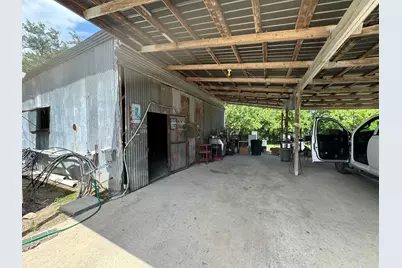 1620 N Pecos Street N, Lockhart, TX 78644 - Photo 5