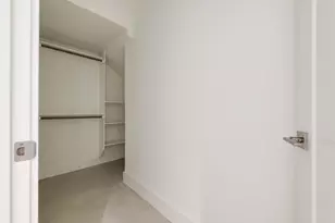 408 W 38 1/2 St, Austin, TX 78705 - Photo 25