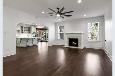 2704 Oakhurst Avenue, Austin, TX 78703 - Photo 7