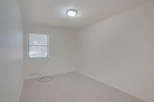 6713 Deatonhill Dr, Austin, TX 78745 - Photo 11