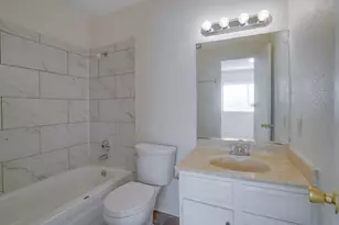 6713 Deatonhill Dr, Austin, TX 78745 - Photo 17