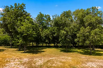 130 Colorado Lane, Seguin, TX 78155 - Photo 5