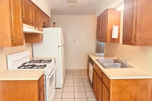 12810 E Hymeadow Dr, Austin, TX 78729 - Photo 3