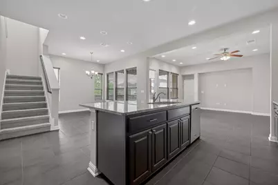 1501 Lawrence Street, Austin, TX 78741 - Photo 11