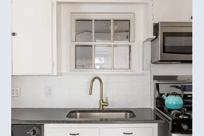 1028 E 43rd Street, Austin, TX 78751 - Photo 9