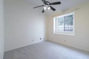 1012 Parrot Trail, Round Rock, TX 78681 - Photo 27