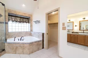 1012 Parrot Trail, Round Rock, TX 78681 - Photo 25